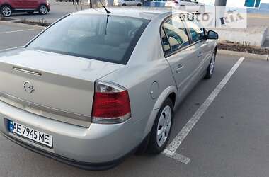 Седан Opel Vectra 2005 в Кривом Роге