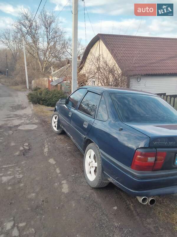Седан Opel Vectra 1989 в Полтаве