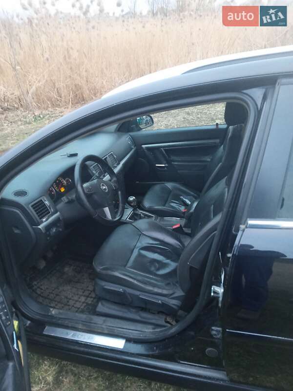 Универсал Opel Vectra 2006 в Бучаче