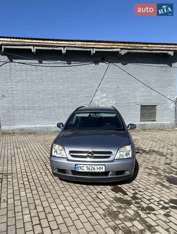 Універсал Opel Vectra 2004 в Радехові