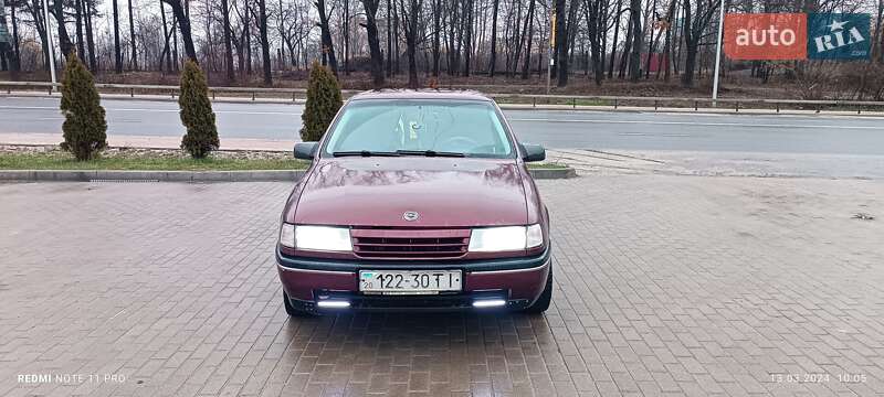 Седан Opel Vectra 1989 в Тернополе