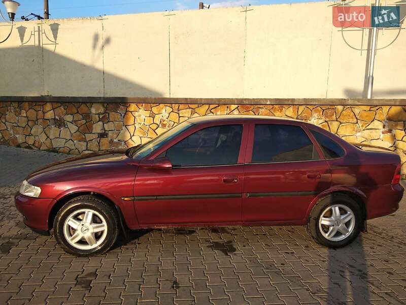 Седан Opel Vectra 1998 в Могилев-Подольске