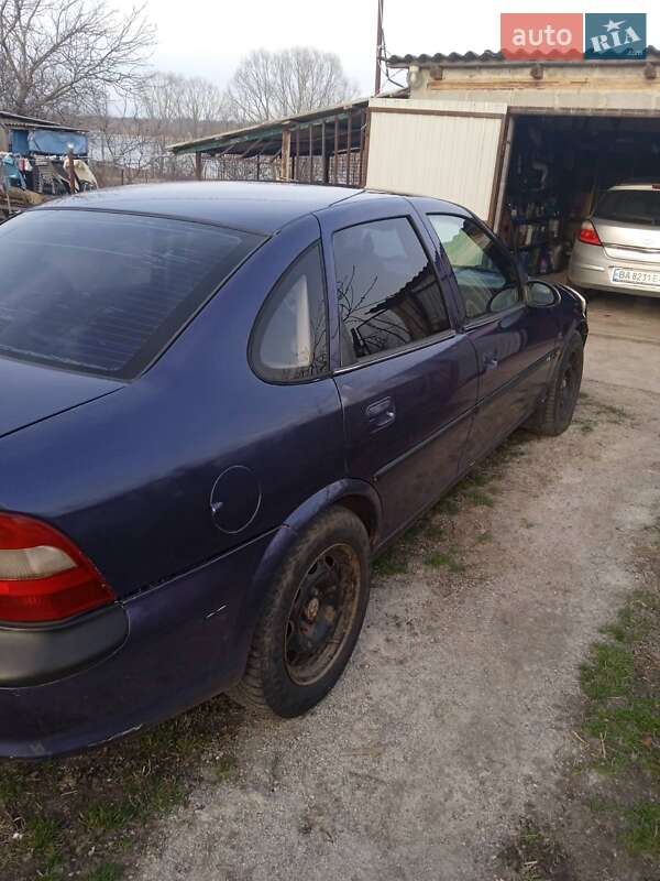 Седан Opel Vectra 1997 в Кропивницькому