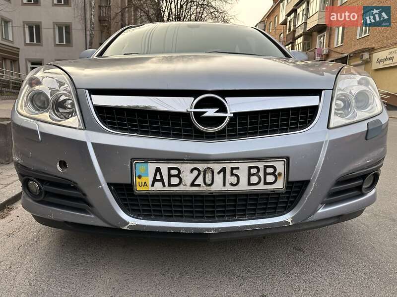 Седан Opel Vectra 2006 в Виннице