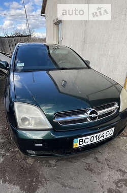 Седан Opel Vectra 2004 в Львові