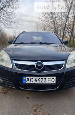 Универсал Opel Vectra 2006 в Шацке