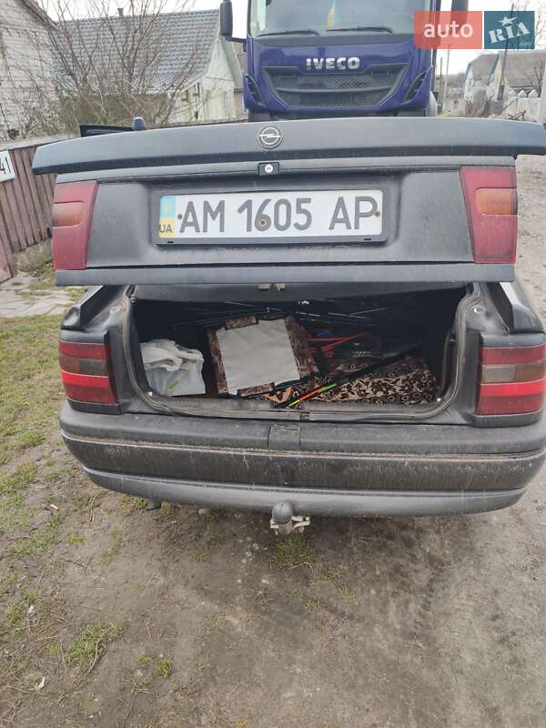 Седан Opel Vectra 1995 в Сквире фото 2 Седан Opel Vectra 1995 в Сквире