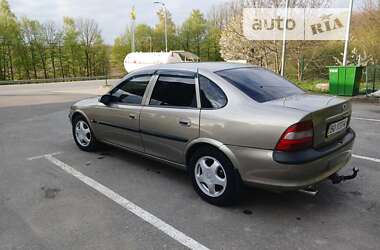 Седан Opel Vectra 1997 в Монастириській
