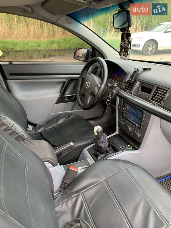 Седан Opel Vectra 2002 в Львові фото 12 Седан Opel Vectra 2002 в Львові
