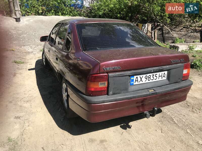 Седан Opel Vectra 1991 в Мерефа фото 2 Седан Opel Vectra 1991 в Мерефа