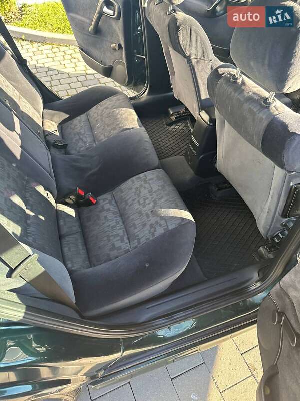 Седан Opel Vectra 2001 в Івано-Франківську