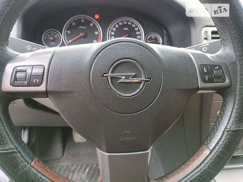 Универсал Opel Vectra 2007 в Львове