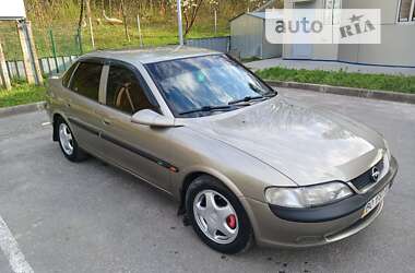 Седан Opel Vectra 1997 в Монастириській