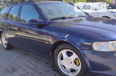 Універсал Opel Vectra 1998 в Кам'янському