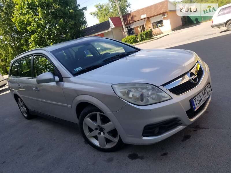 Універсал Opel Vectra 2006 в Звягелі