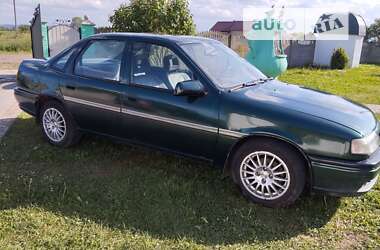 Седан Opel Vectra 1995 в Снятине