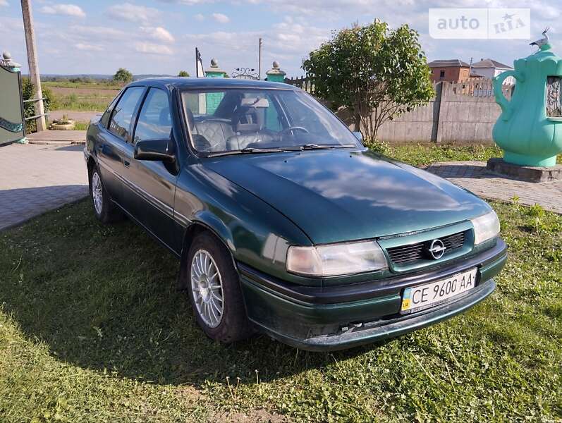 Седан Opel Vectra 1995 в Снятине
