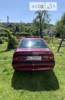 Седан Opel Vectra 1993 в Стрию