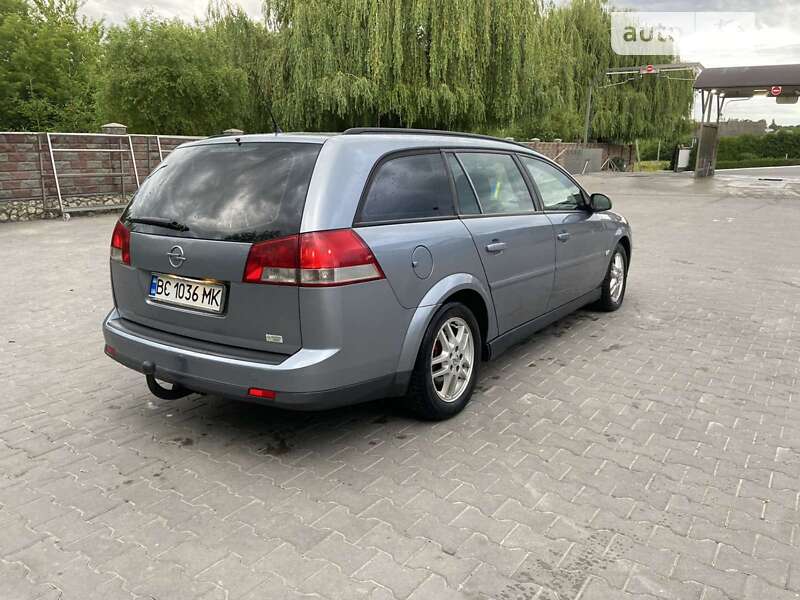 Універсал Opel Vectra 2004 в Підволочиську