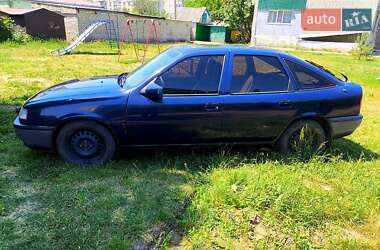 Лифтбек Opel Vectra 1990 в Краснограде