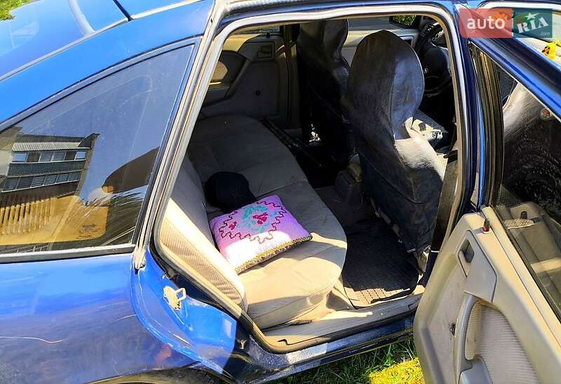 Лифтбек Opel Vectra 1990 в Краснограде