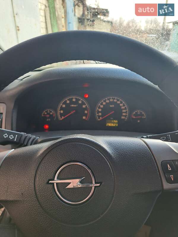 Седан Opel Vectra 2006 в Бердичеве