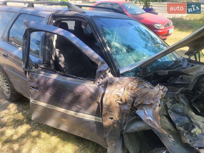 Универсал Opel Vectra 1997 в Харькове фото 4 Универсал Opel Vectra 1997 в Харькове