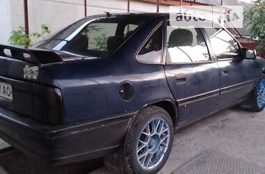 Седан Opel Vectra 1989 в Подільську