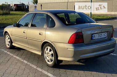 Седан Opel Vectra 1999 в Новых Петровцах