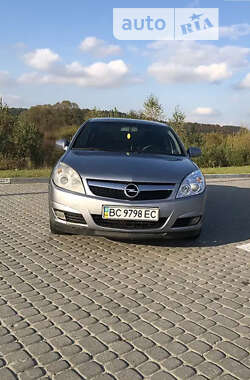 Седан Opel Vectra 2006 в Львові