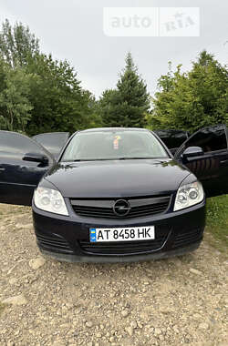 Седан Opel Vectra 2005 в Рожнятові