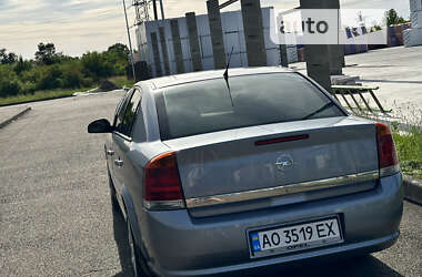 Седан Opel Vectra 2006 в Виноградове
