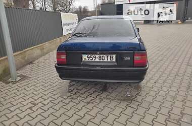 Седан Opel Vectra 1992 в Львове