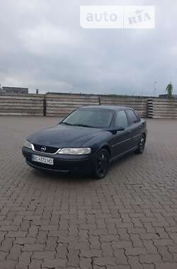 Седан Opel Vectra 2001 в Сарнах