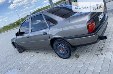 Седан Opel Vectra 1990 в Бережанах