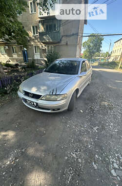 Седан Opel Vectra 2001 в Мирнограді