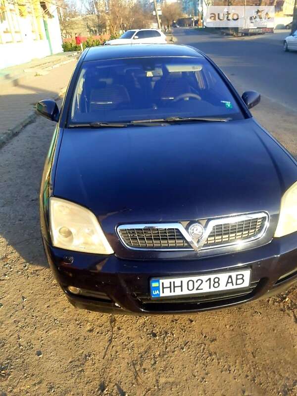 Лифтбек Opel Vectra 2003 в Николаеве