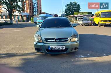 Ліфтбек Opel Vectra 2004 в 