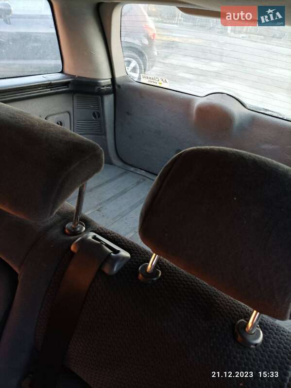 Універсал Opel Vectra 2002 в Слов'янську