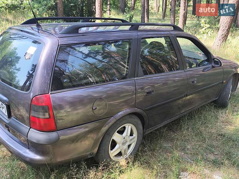 Універсал Opel Vectra 1997 в Малині