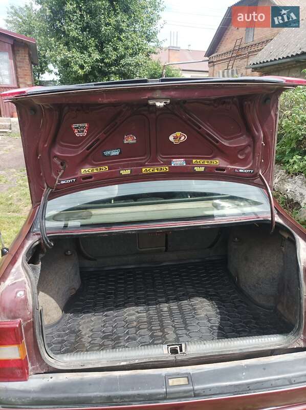 Седан Opel Vectra 1991 в Бердичеві