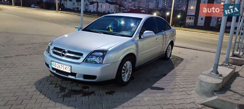 Лифтбек Opel Vectra 2004 в Хмельницком