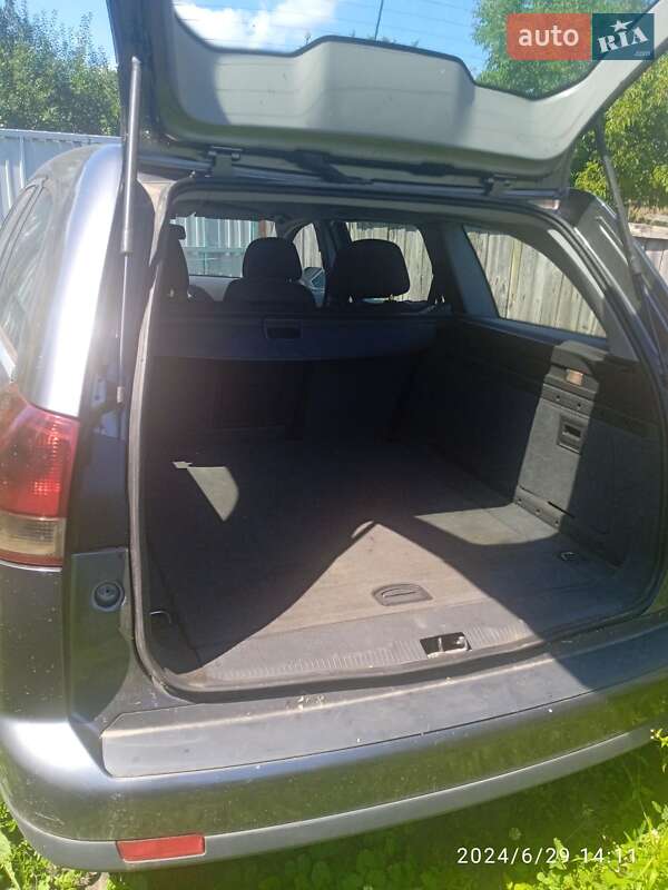 Универсал Opel Vectra 2006 в Мене