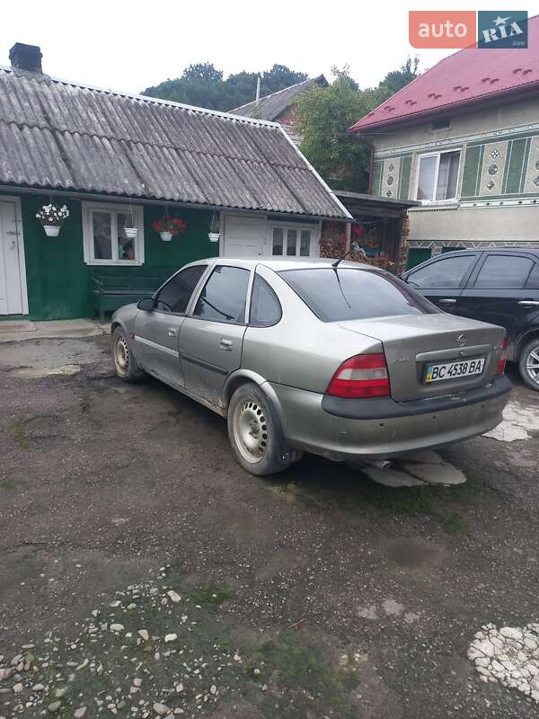 Седан Opel Vectra 1998 в Николаеве