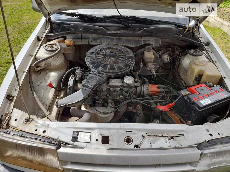 Седан Opel Vectra 1989 в Стрию