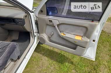 Седан Opel Vectra 1989 в 