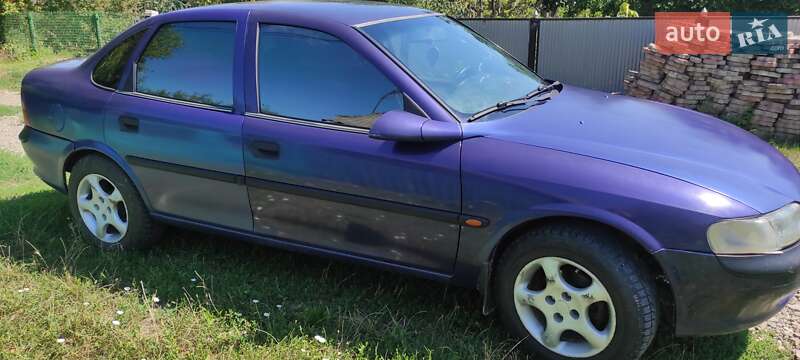 Седан Opel Vectra 1996 в Новоселице