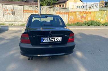 Седан Opel Vectra 1998 в Ізмаїлі