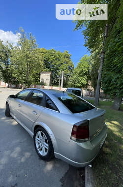 Лифтбек Opel Vectra 2002 в 