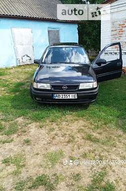 Седан Opel Vectra 1995 в Тульчине